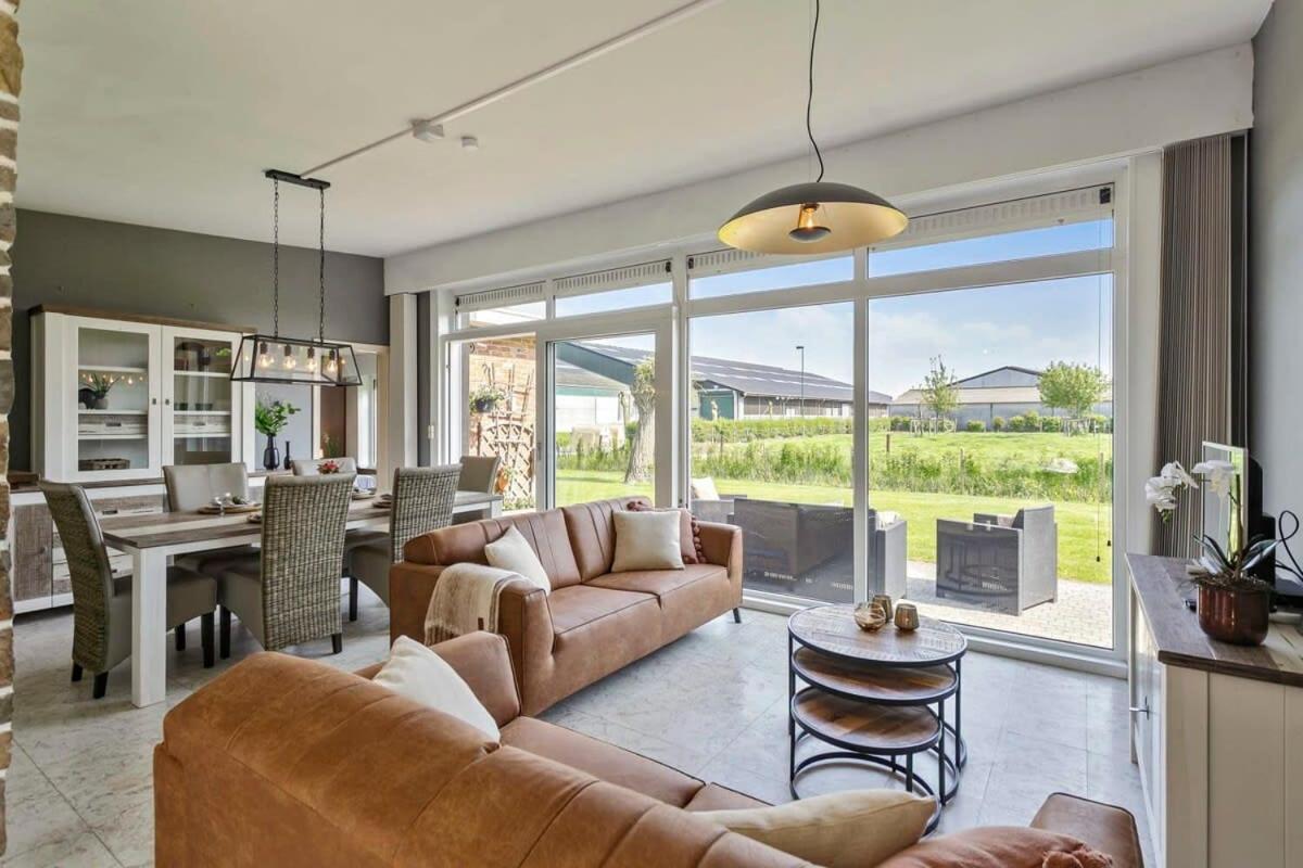 Huswell - Bungalow With Garden At 5 Minutes From The Beach Villa De Haan Exterior photo