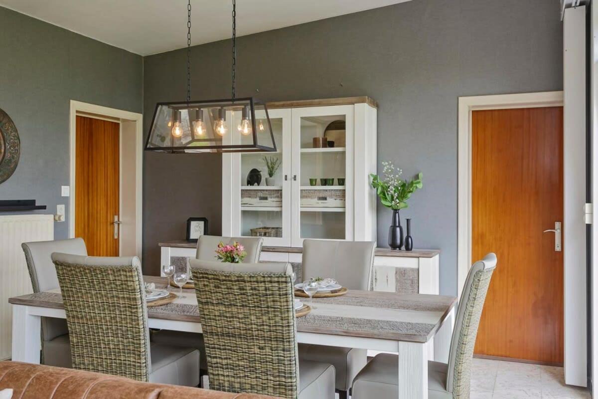 Huswell - Bungalow With Garden At 5 Minutes From The Beach Villa De Haan Exterior photo